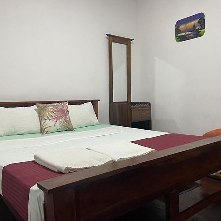 Lake Classical Guest House Kandy Ngoại thất bức ảnh