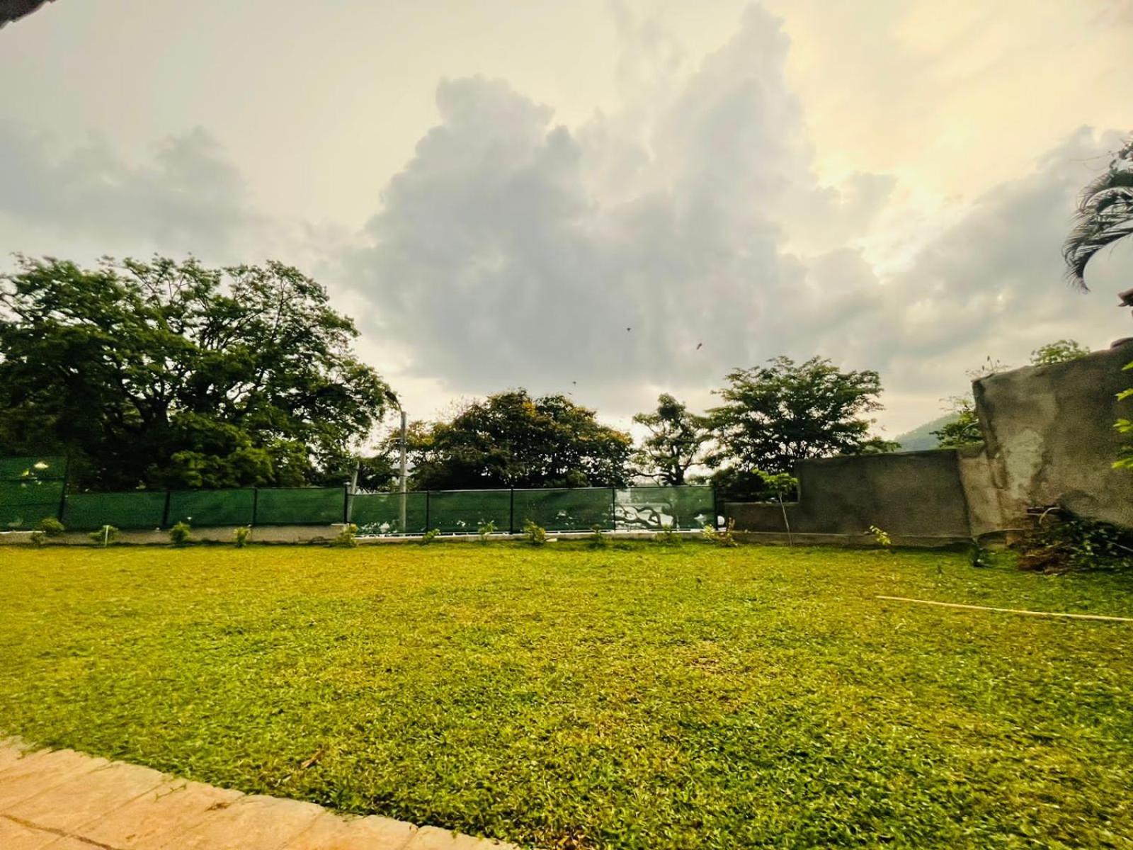 Lake Classical Guest House Kandy Ngoại thất bức ảnh