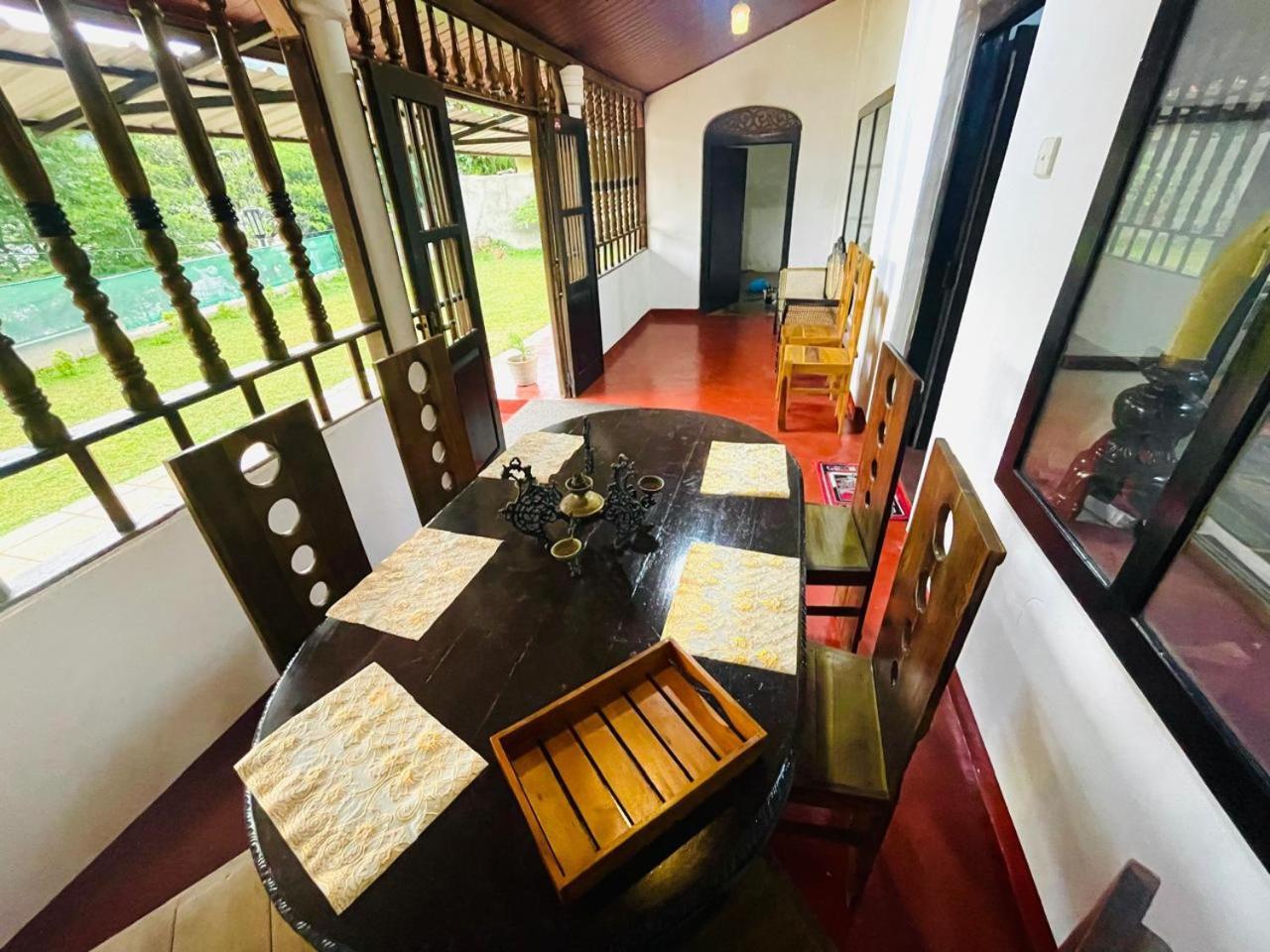 Lake Classical Guest House Kandy Ngoại thất bức ảnh