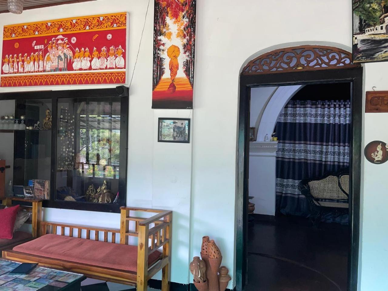 Lake Classical Guest House Kandy Ngoại thất bức ảnh